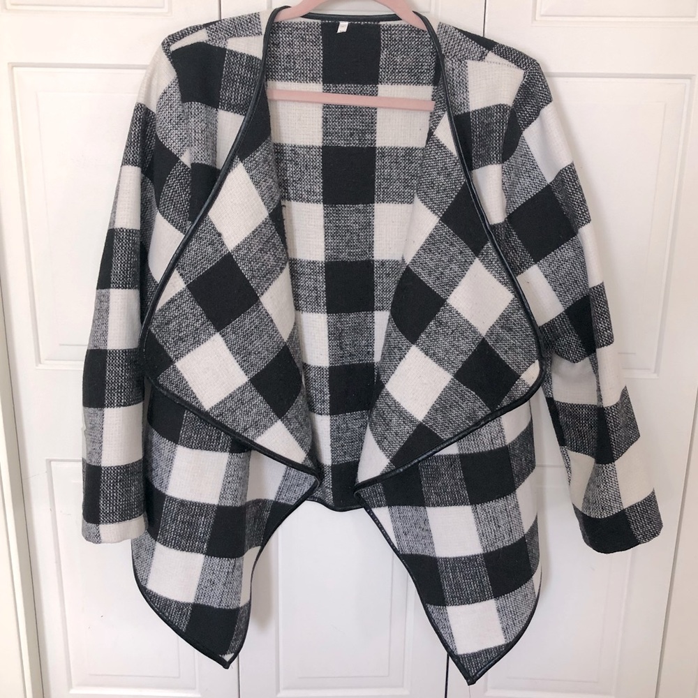 SHEIN Plaid Jacket